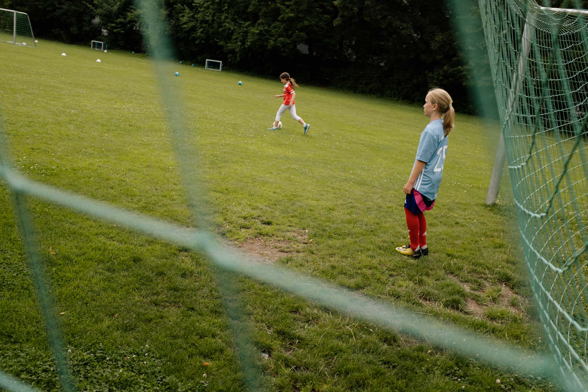 a photograph by Sandra Steh.