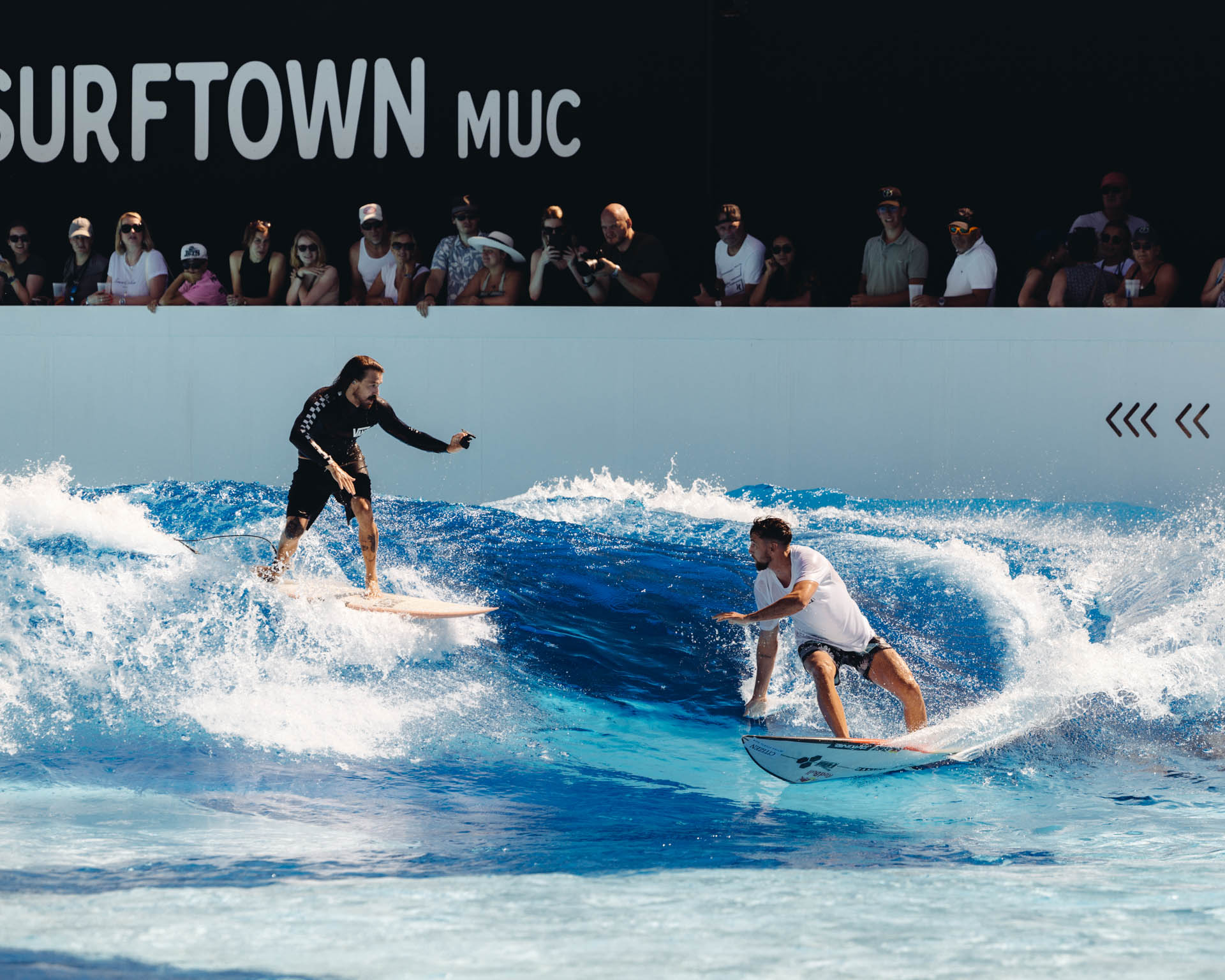 a photograph by Sandra Steh.